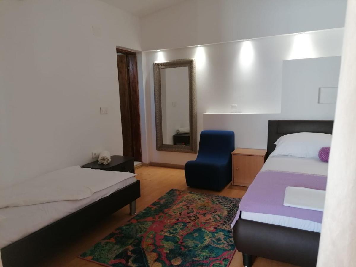 Apartments Kurilj 마카르스카 외부 사진